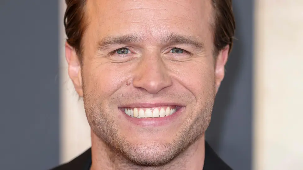 Olly Murs says scrutiny of his body is ‘madness’